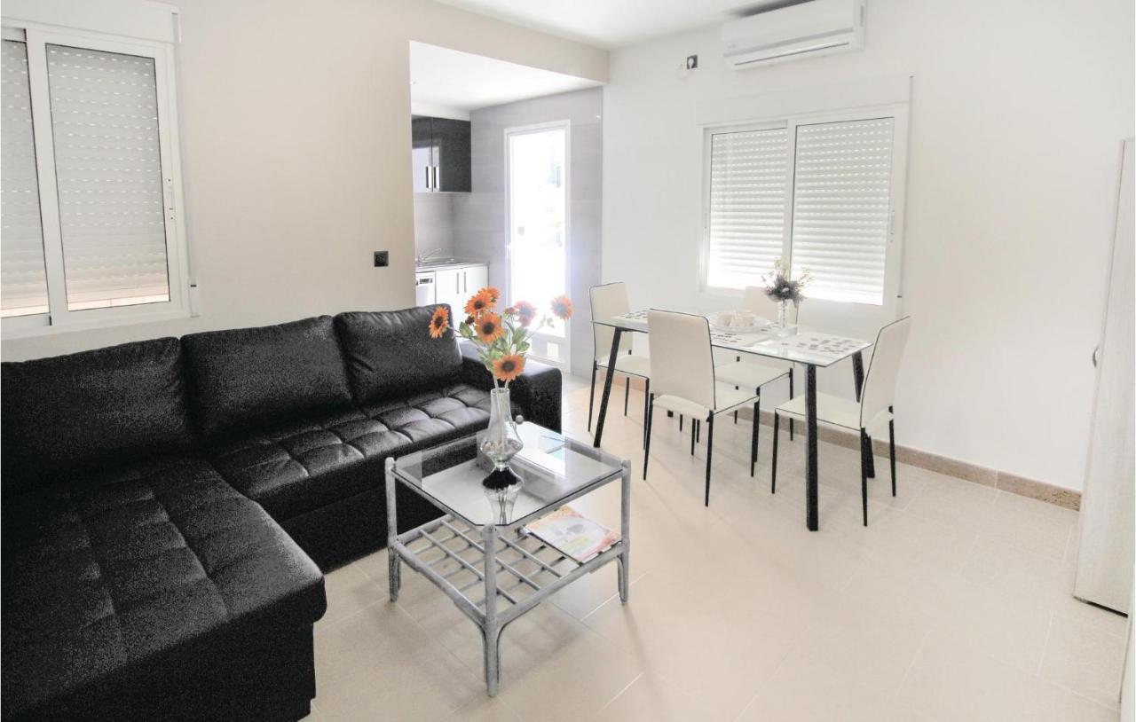 3 Bedroom Gorgeous Apartment In Alicante Extérieur photo